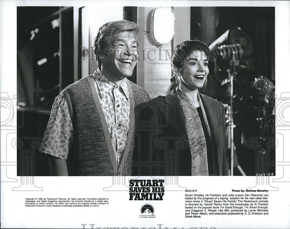 1995 Press Photo Stuart Saves His Family Film Actors Al Franken Laura Giacomo- Historic Images