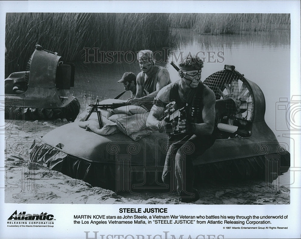 1987 Press Photo Actor Martin Kove As John Steele In &quot;Steele Justice&quot;- Historic Images