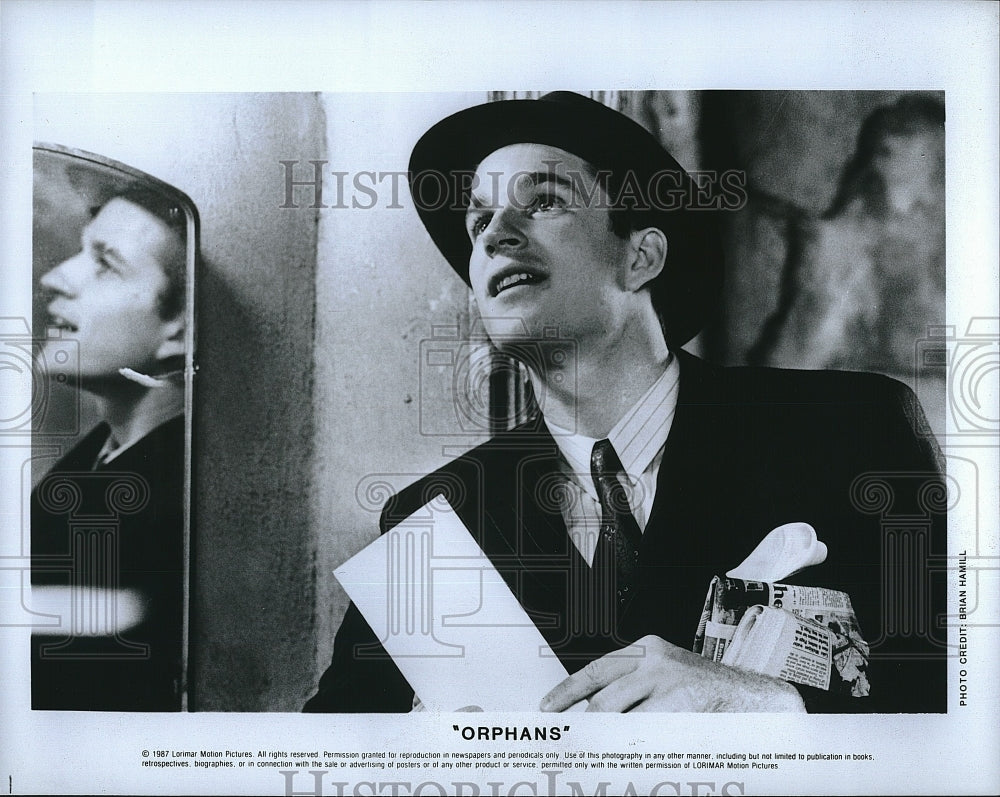 1987 Press Photo A scene from "Orphans"- Historic Images