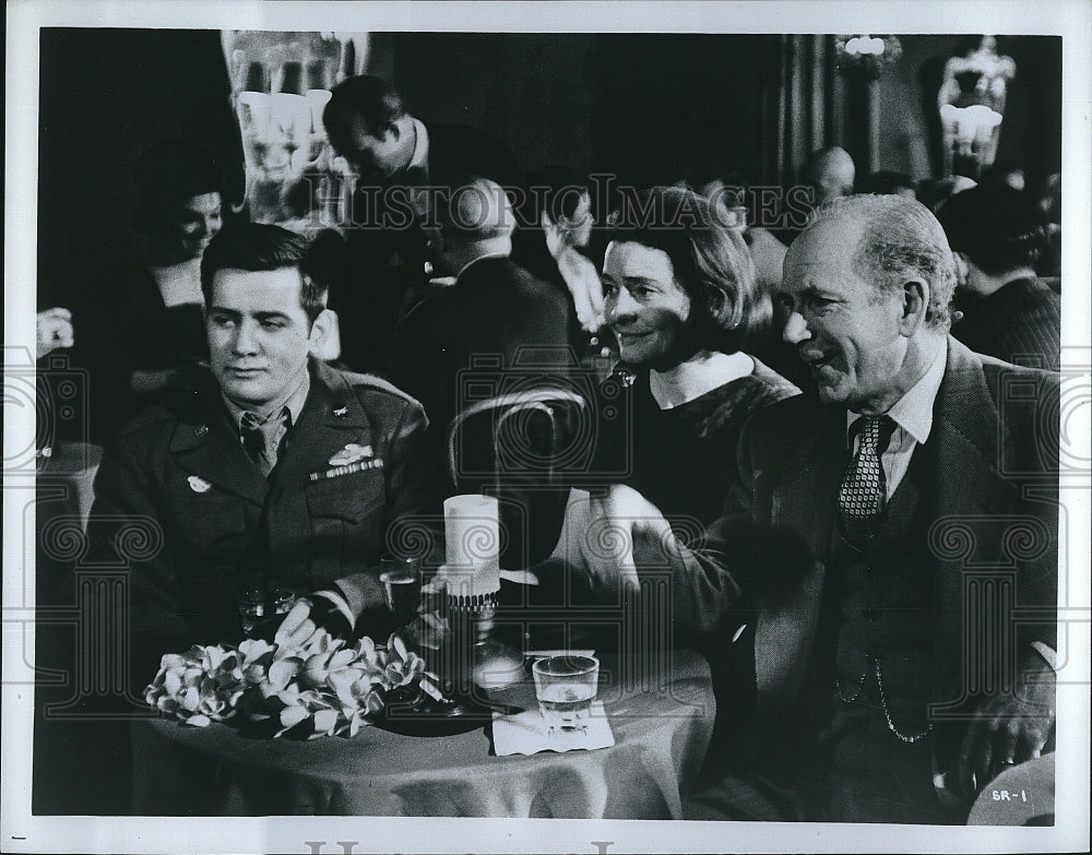 Press Photo Martin Sheen Patricia Neal Actors The Subject Was Roses - Historic Images