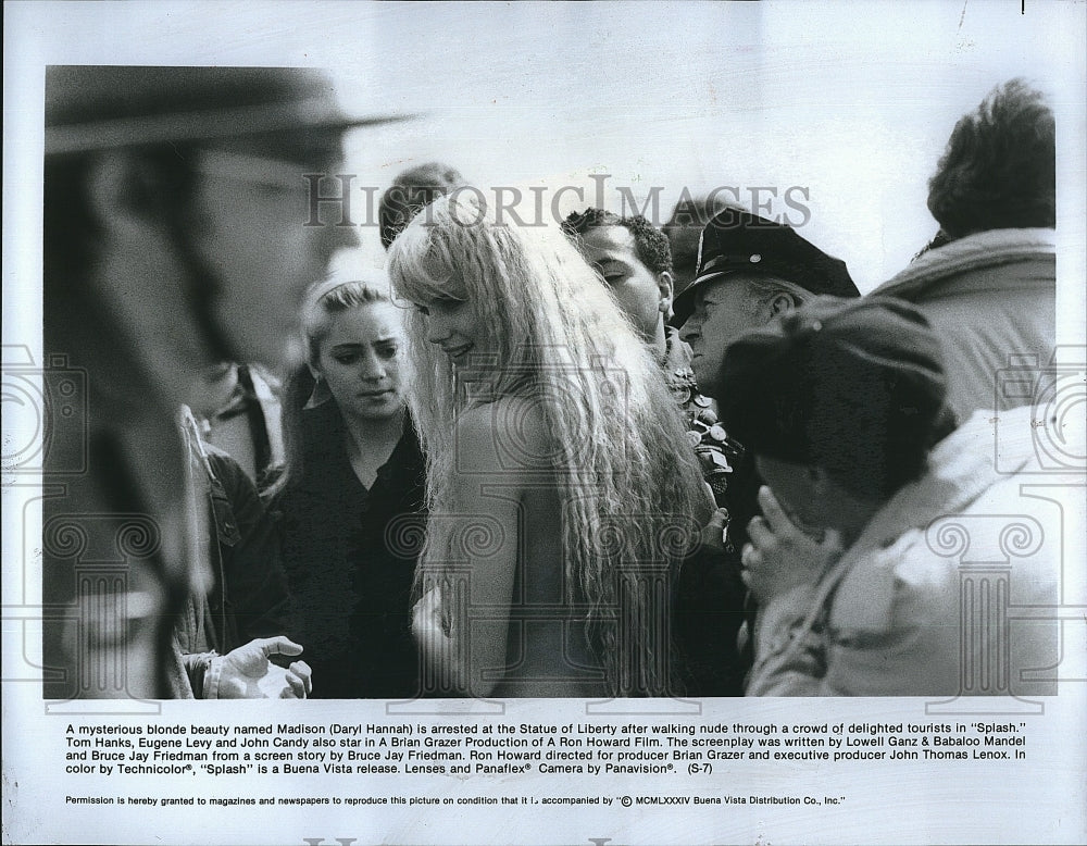 1984 Press Photo Daryl Hannah Appears In Scene From Film &quot;Splash&quot;- Historic Images