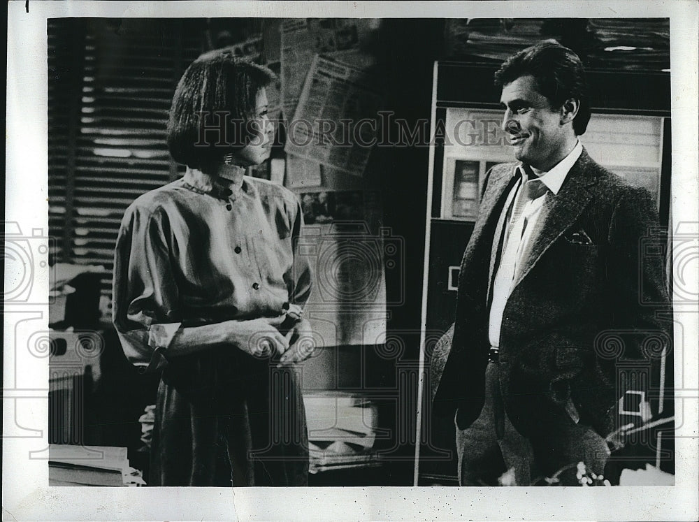 1985 Press Photo Mary Tyler Moore &amp; James Farentino star in &quot;Mary&quot;- Historic Images