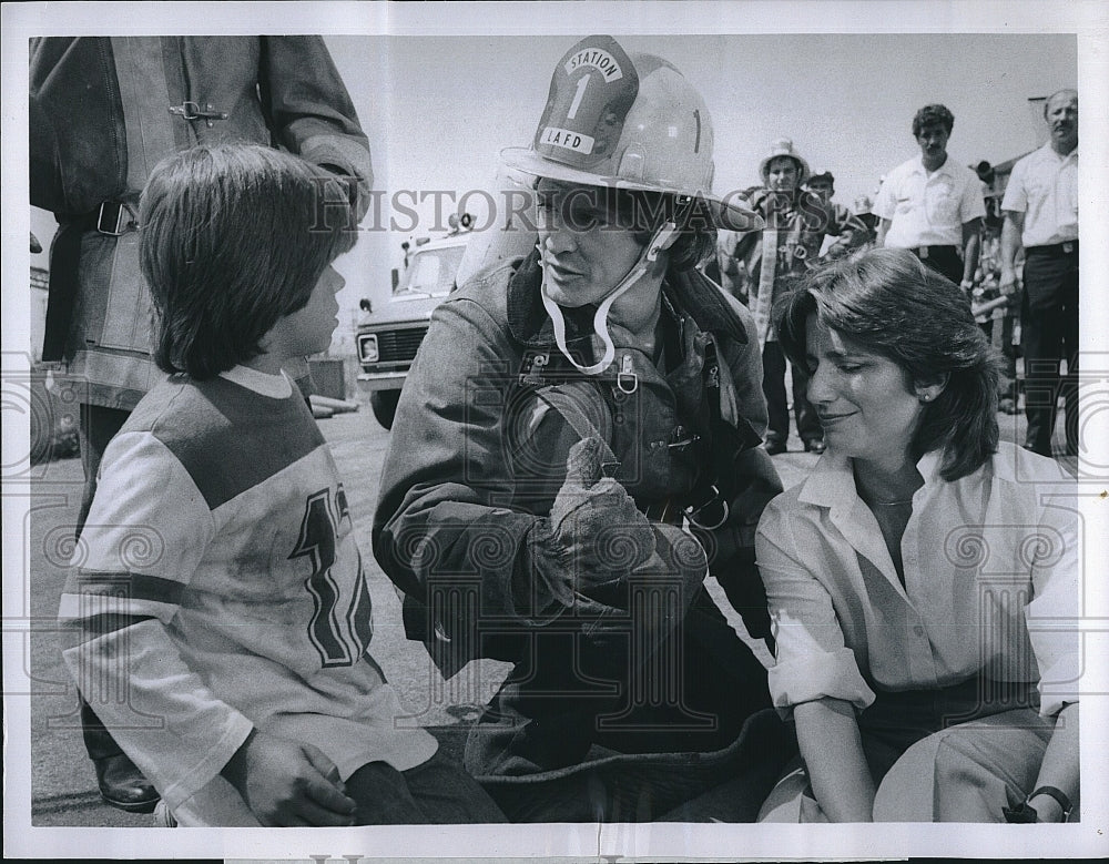 1981 Press Photo Adam Rich, Andrew Stevens, Lainne Fichera &quot;Code Red&quot;- Historic Images