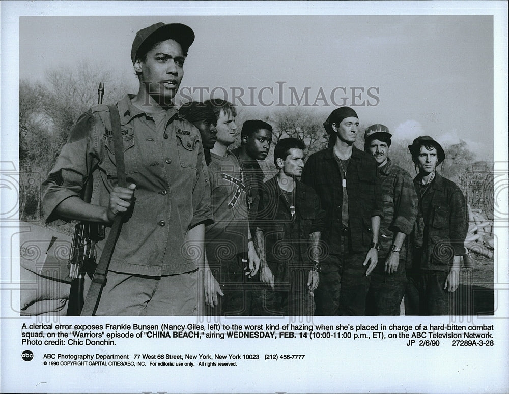 1990 Press Photo Nancy Giles, &quot;China Beach&quot; on &quot;Warriors&quot;- Historic Images