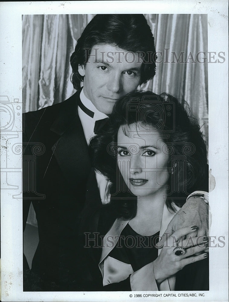 1986 Press Photo Jeremy Hunter and Susan Lucci in &quot;All My Children&quot;.- Historic Images