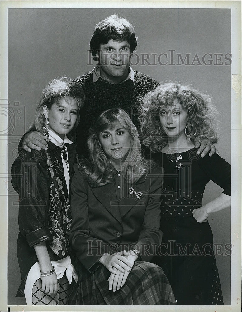 1986 Press Photo Terence Knox,Carol Kane,Bess Armstrong Shawnee Smith- Historic Images