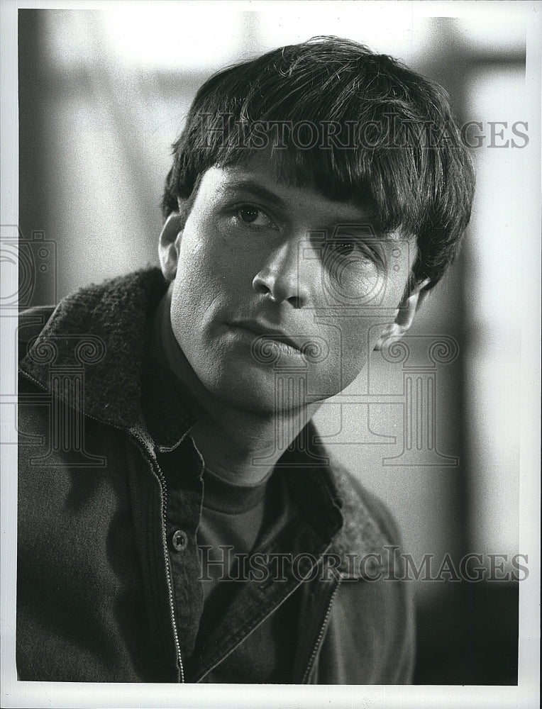 1988 Press Photo Actor Timothy Daly In "Almost Grown"- Historic Images