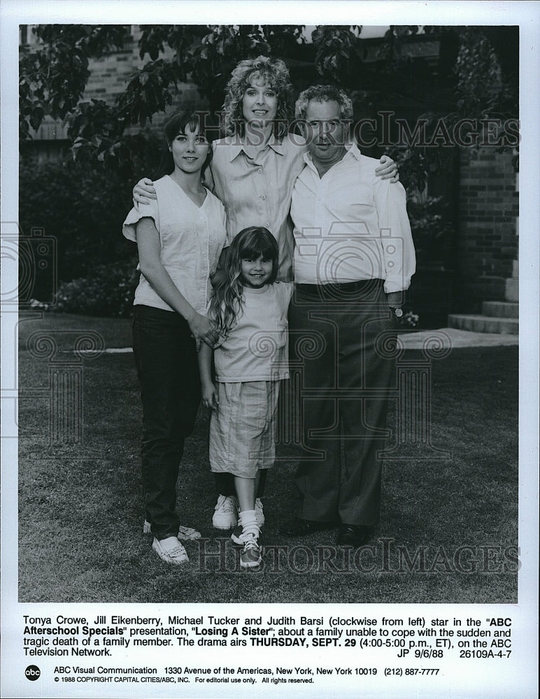 1988 Press Photo T. Crowe, J. Eikenberry, M. Tucker, J. Barsi "Losing a Sister"- Historic Images