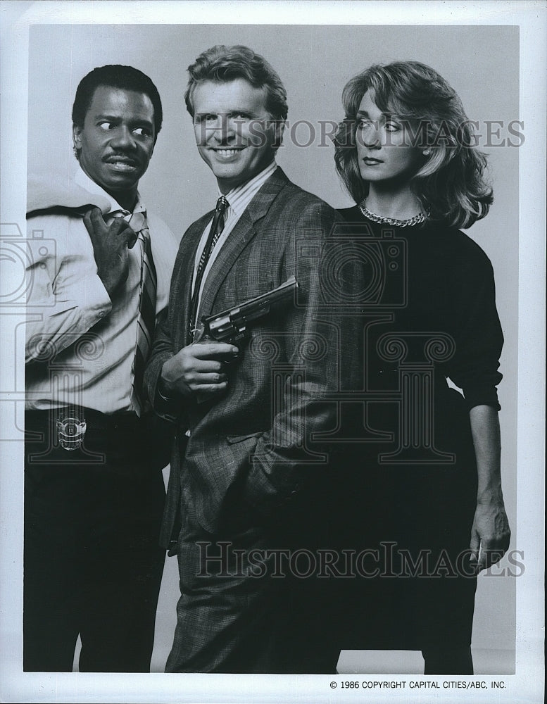 1986 Press Photo David Rasche Anne Marie Martin SledgeHammer!- Historic Images