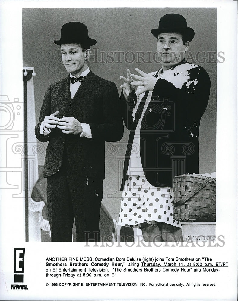 1993 Press Photo Tom and Dick Smothers in &quot;The Smothers Brother Comedy Hour&quot;.- Historic Images