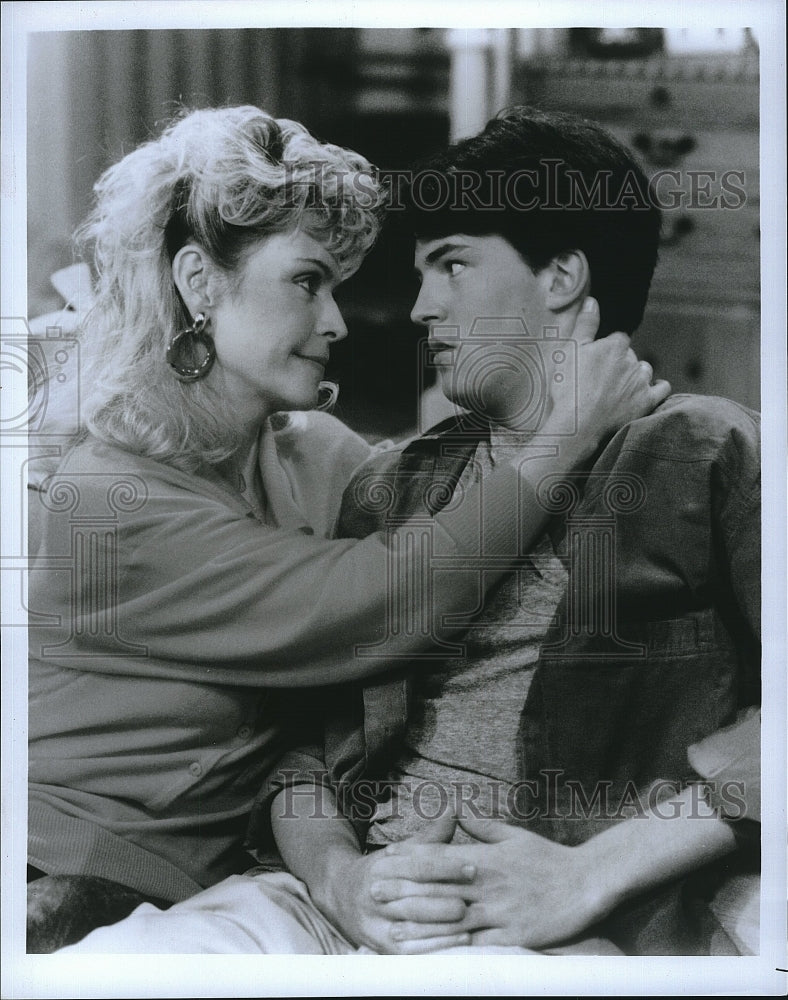 1983 Press Photo &quot;Second Chance&quot; Matthew Perry &amp; Patty McCormack- Historic Images