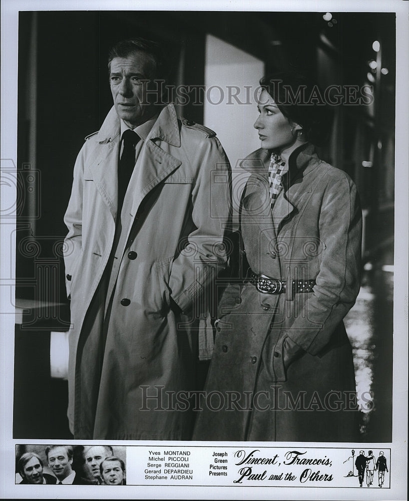 Press Photo Actress Yves Montand &amp; Michael Piccoli In &quot;Paul &amp; The Others&quot;- Historic Images