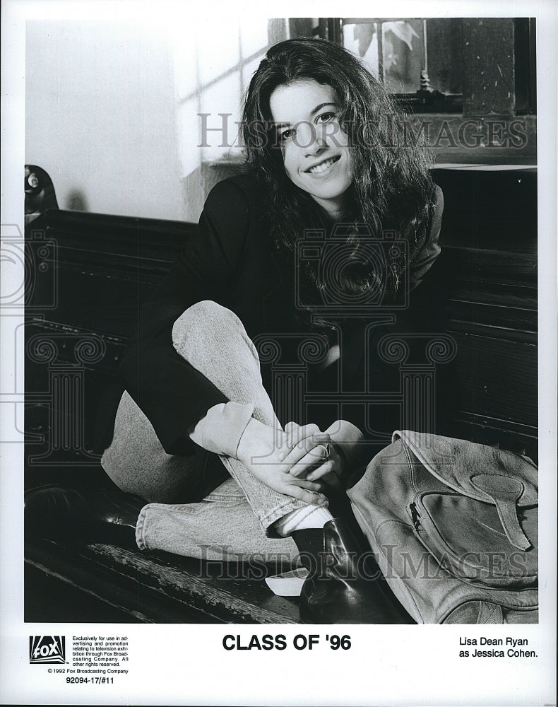 1992 Press Photo Lisa Dean Ryan American Actress Class of 96 Film Movie- Historic Images