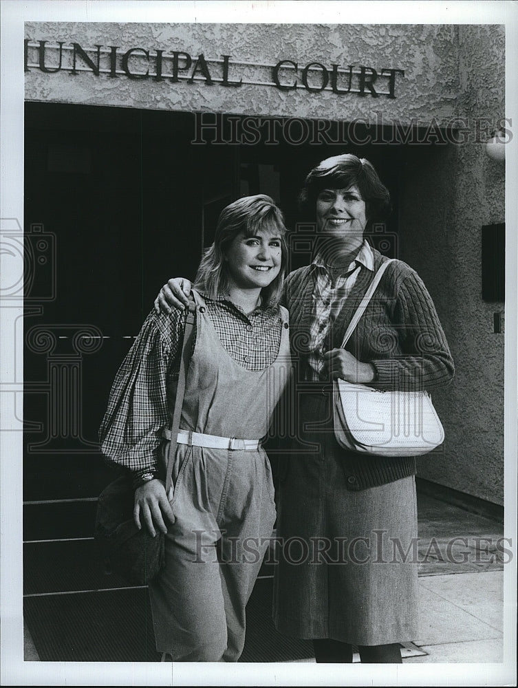 1987 Press Photo Katy Kurtzman and Nina Shipman in Student Court- Historic Images