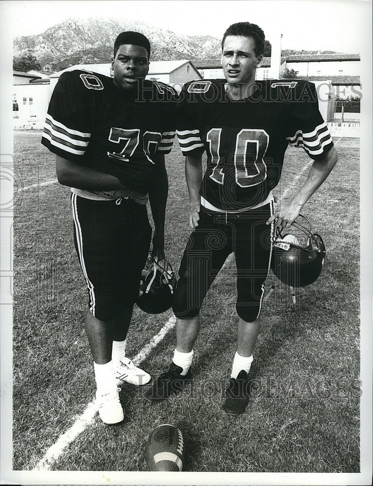 1988 Press Photo Nicholas Kallsen and Troy Winbush in Gambler- Historic Images