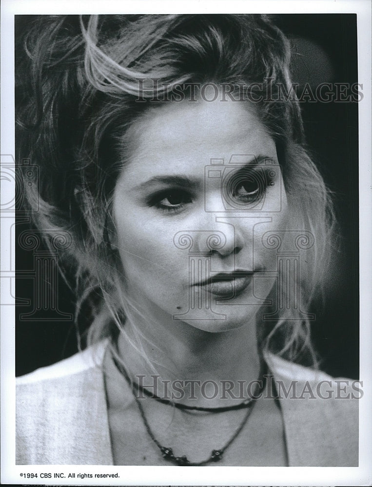 1994 Press Photo Andrea Roth stars in &quot;A Change of Place&quot; - Historic Images