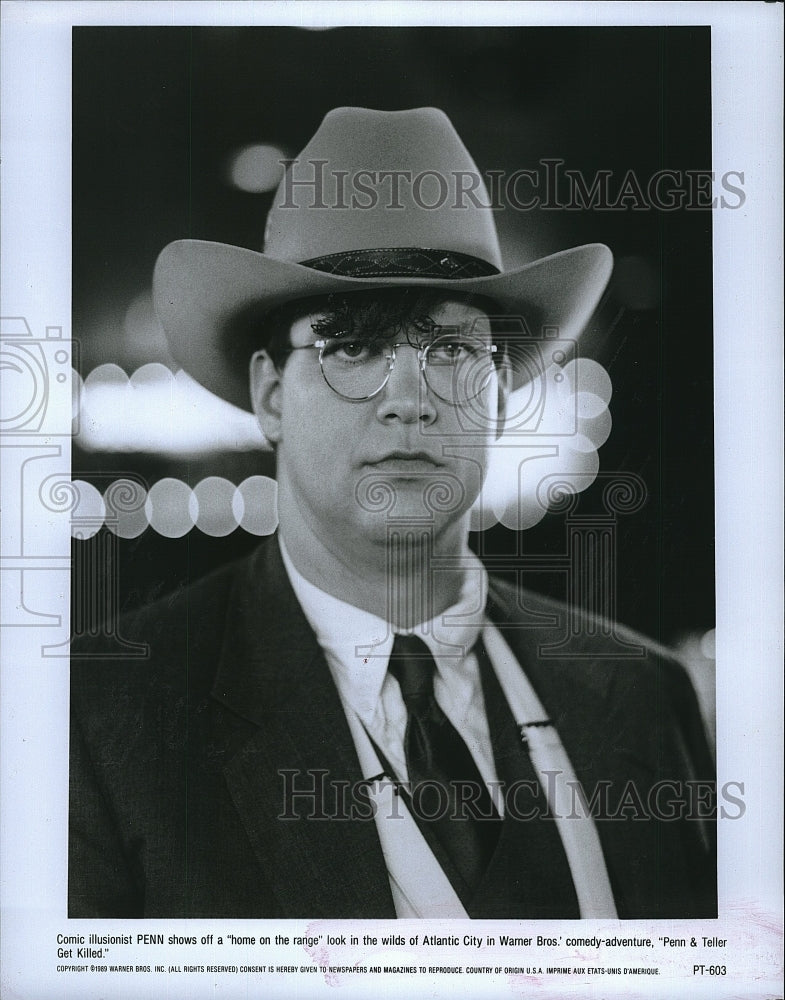 1989 Press Photo Penn stars in &quot;Penn &amp; Teller Get Killed&quot;- Historic Images