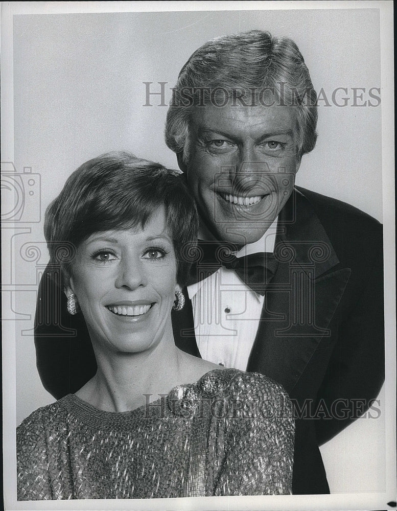 1977 Press Photo Actress Carol Burnett,Dick Van Dyke In &quot;The Carol Burnett Show&quot;- Historic Images