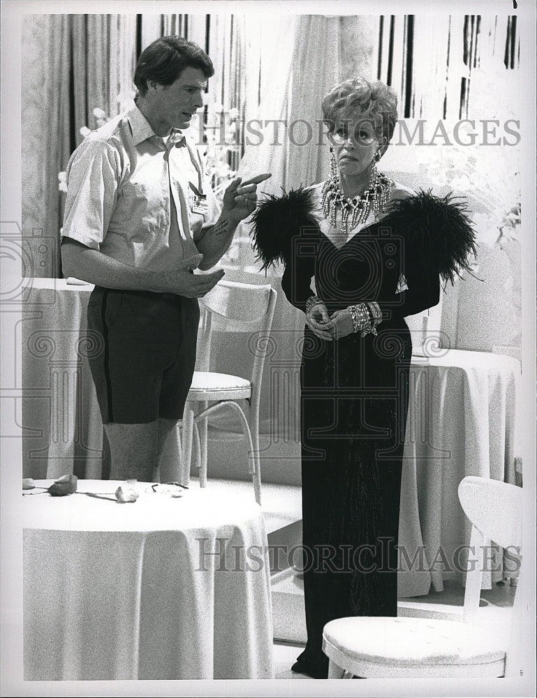 1991 Press Photo Christopher Reeve &amp; Carol Burnett on TV show &quot;Carol &amp; Company&quot;- Historic Images