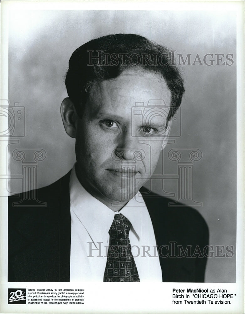 1994 Press Photo Actor Peter MacNicol In &quot;Chicago Hope&quot; - Historic Images