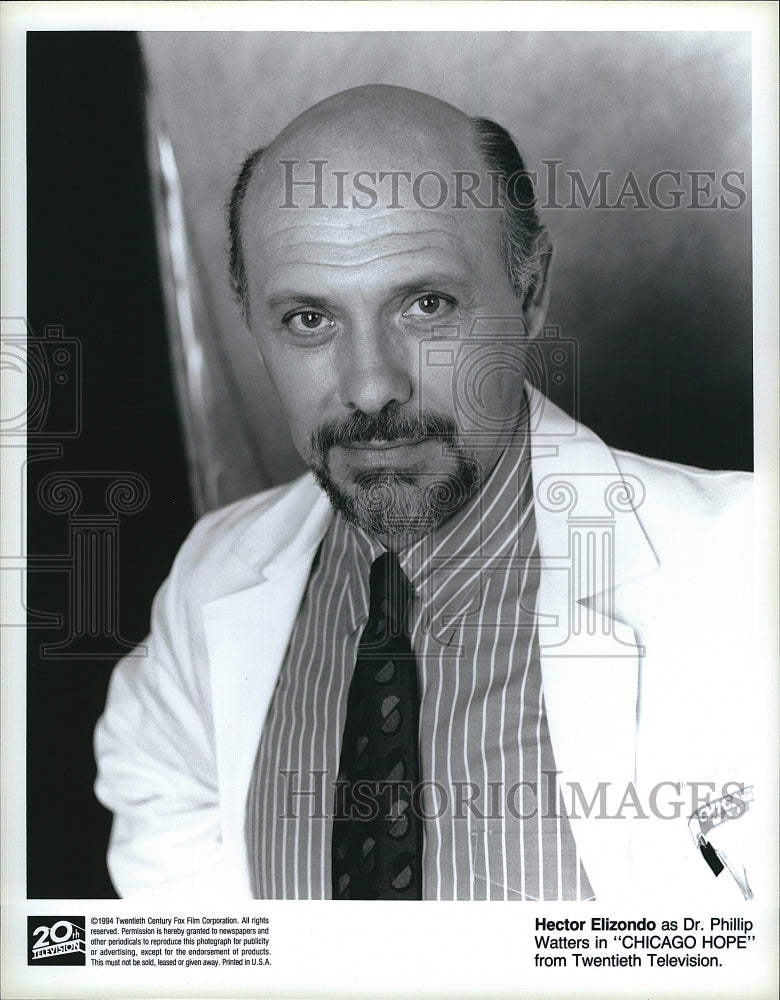 1994 Press Photo Hector Elizondo in &quot;Chicago Hope&quot;- Historic Images