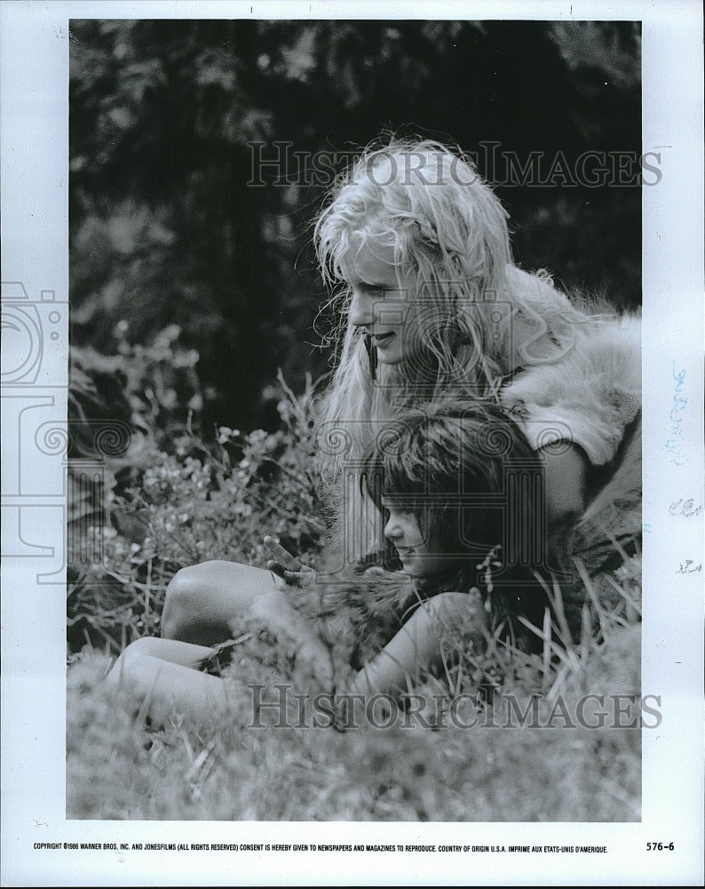 1986 Press Photo Darryl Hannah stars in &quot;Cave of the Cave Bear&quot;- Historic Images