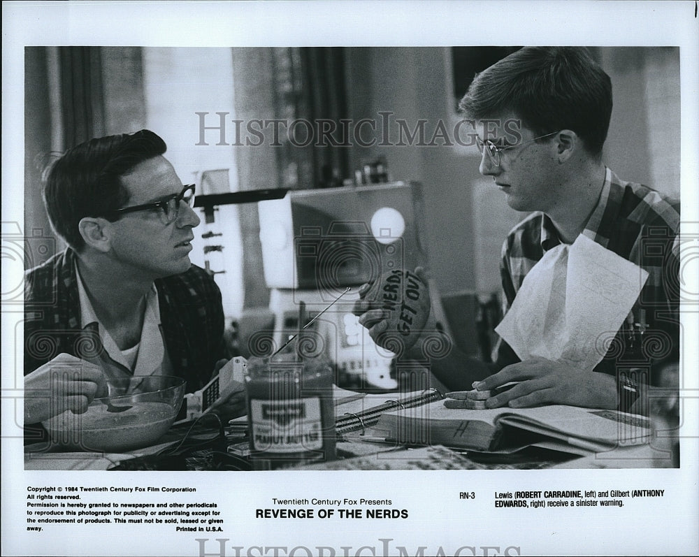 1984 Press Photo Robert Carradine &amp; Anthony Edwards in &quot;Revenge of the Nerds&quot;- Historic Images