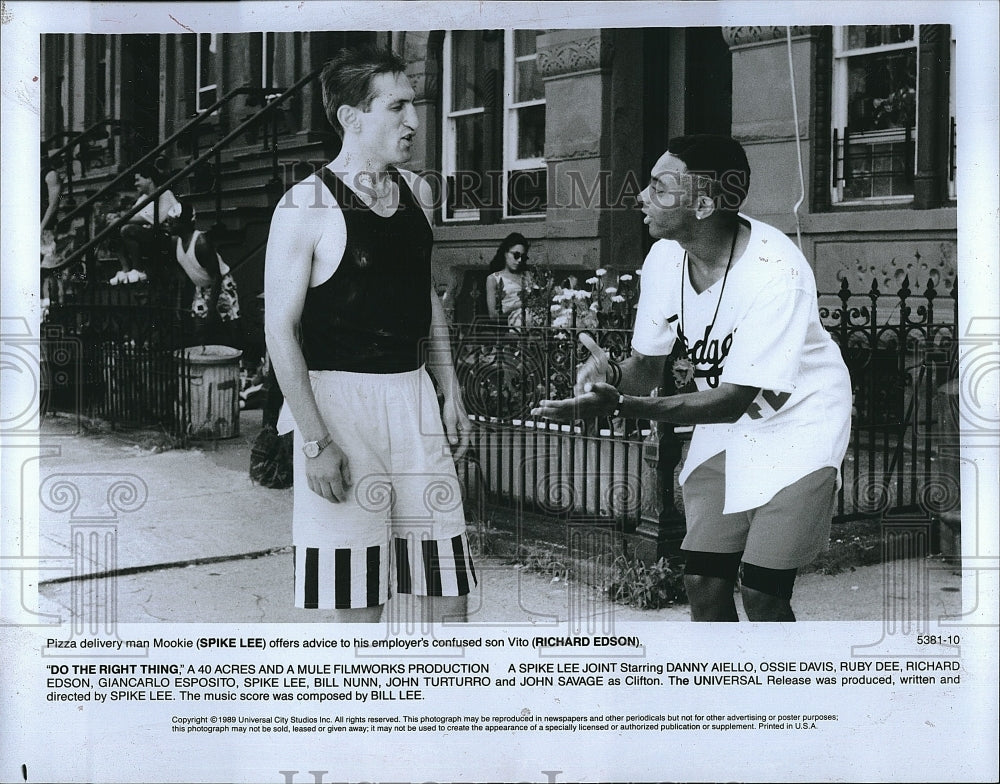 1989 Press Photo Actor, Director Spike Lee, Richard Edson In Do The Right Thing- Historic Images