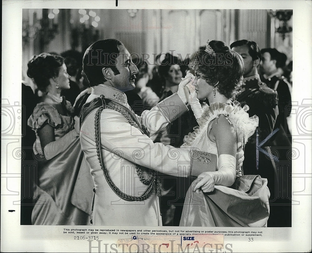 1979 Press Photo Peter Sellers, Lynne Frederick "The Prisoner of Zenda"- Historic Images