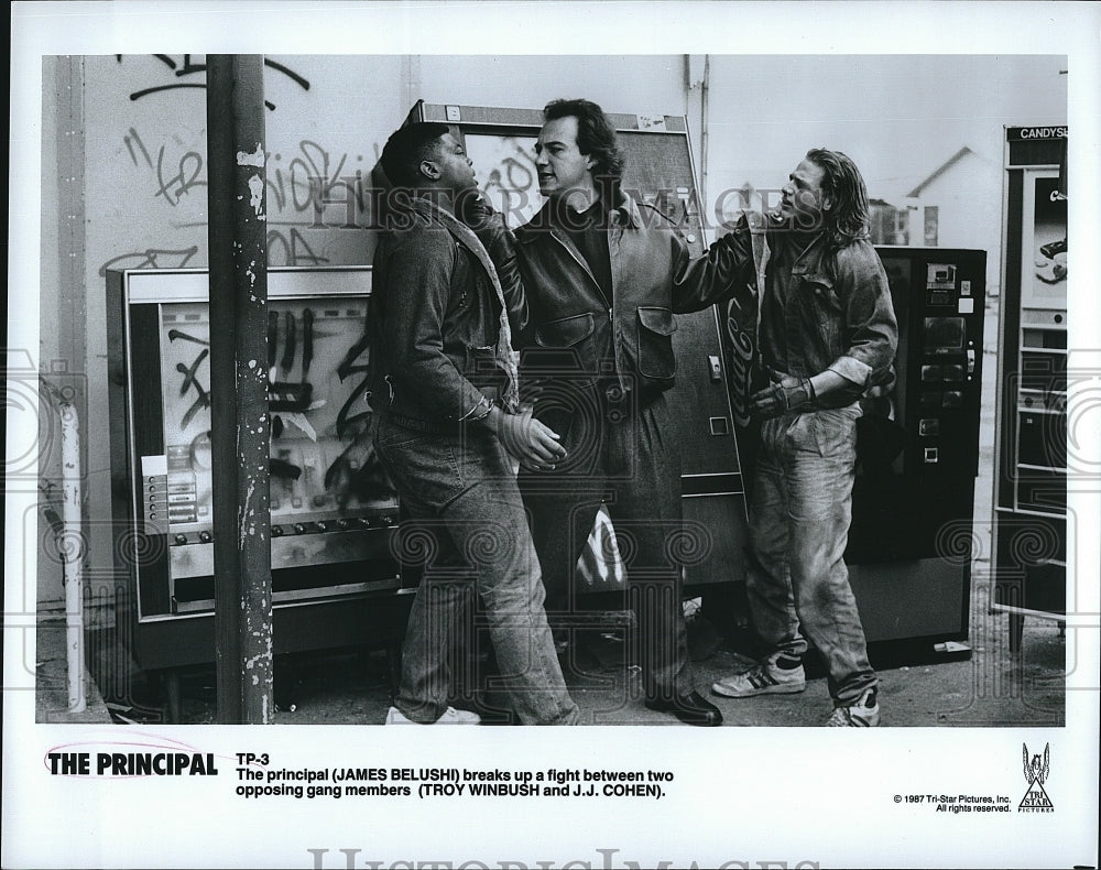 1987 Press Photo Actor James Belushi, Troy Winbush and J.J. Cohen in "The- Historic Images