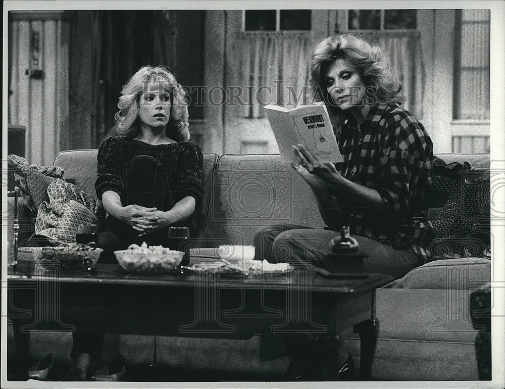 Press Photo Actress Mary Frann in &quot;Newhart&quot;- Historic Images