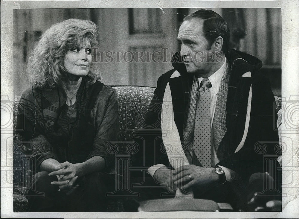 1986 Press Photo Actor Bob Newhart i&amp; Mary Frann in &quot;Newhart&quot;- Historic Images