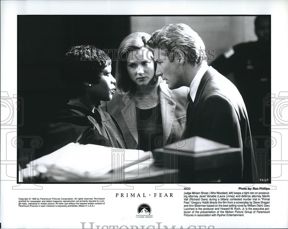 1996 Press Photo Alfre Woodard, Laura Linney, Richard Gere, &quot;Primal Fear&quot;- Historic Images