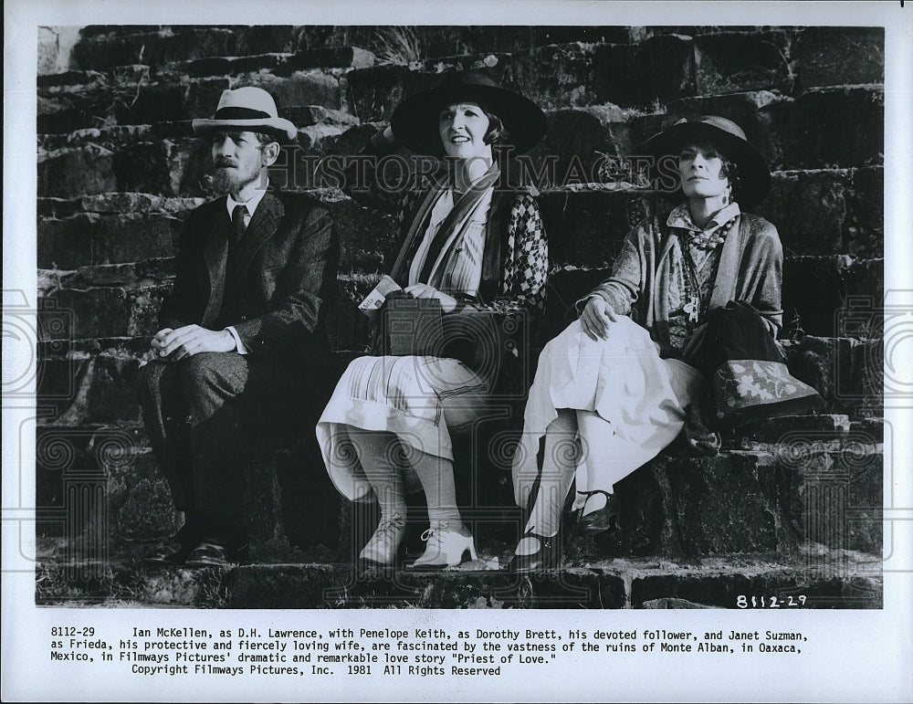 1981 Press Photo Ian McKellen Penelope Keith Priest of Love- Historic Images