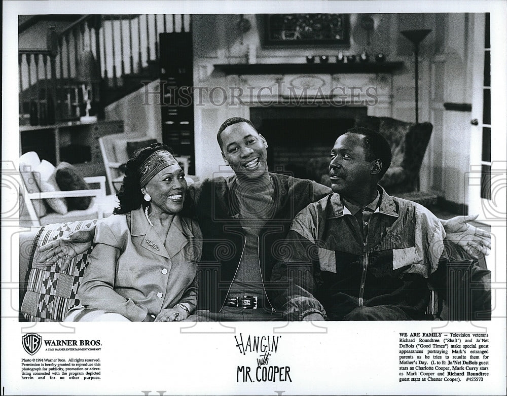 1994 Press Photo Actor Mark Curry &amp; Janet Du&#39;bois in &quot;Hangin&#39; with Mr Cooper&quot;- Historic Images