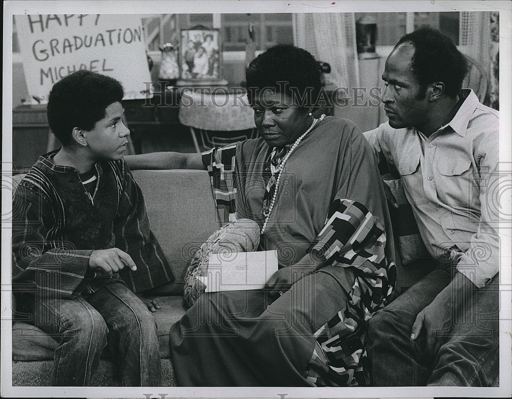 1974 Press Photo Ralph Carter, Esther Rolle, John Amos, &quot;Good Times&quot;- Historic Images