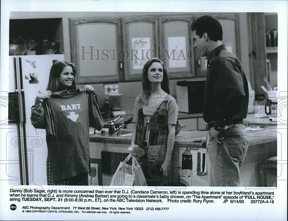 1993 Press Photo Bob Saget, Candace Cameron, and Andrea Barber in "Full House"- Historic Images