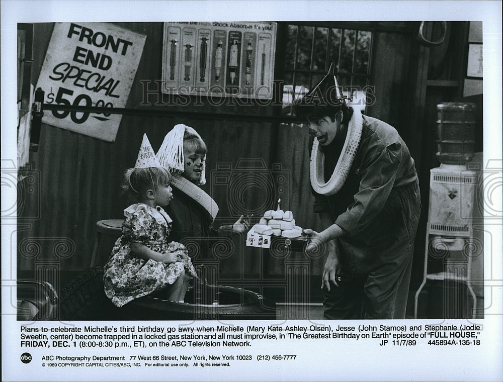 1989 Press Photo Mary Kate &amp; Ashley Olsen, John Stamos, Jodie Sweetin- Historic Images