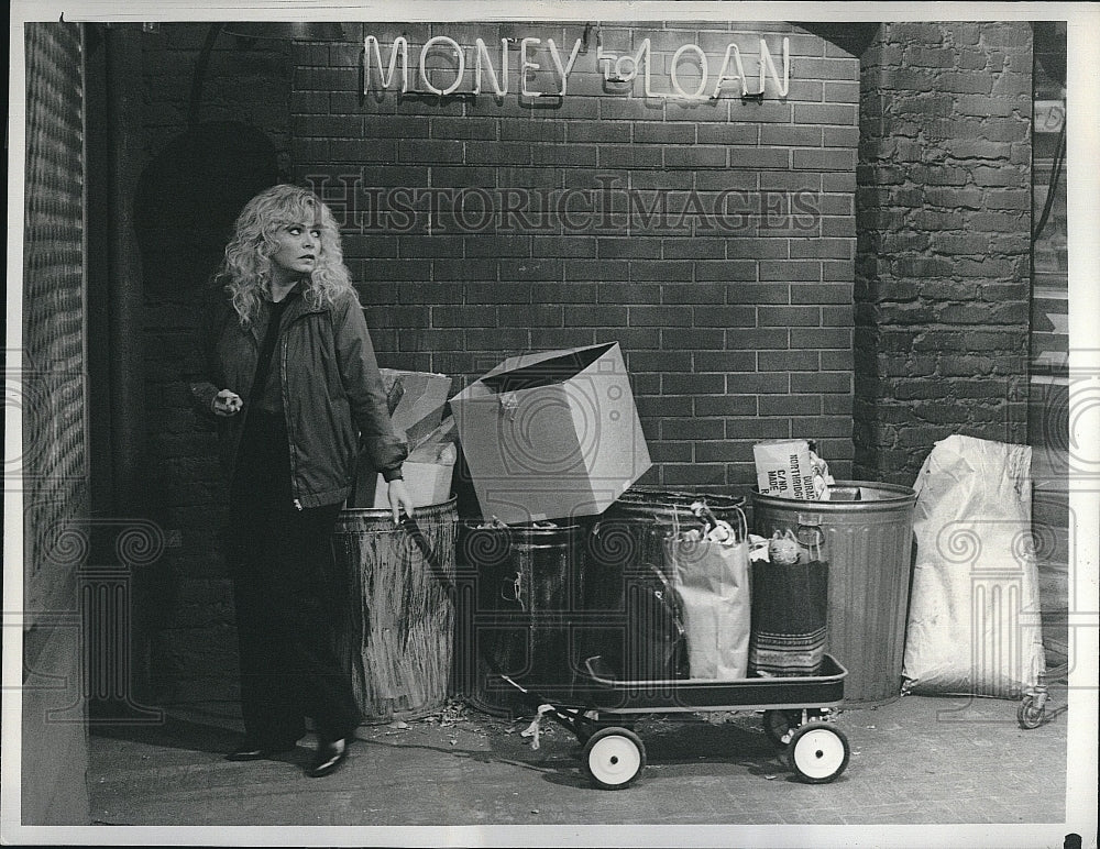 1983 Press Photo Sally Strathers Actress TV Series Glora- Historic Images