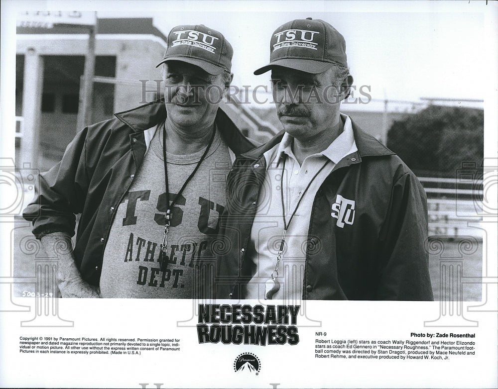 1991 Press Photo Robert Loggia &amp; Hector Alonzo Star In &quot;Necessary Roughness&quot;- Historic Images