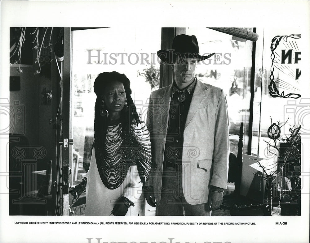 1993 Press Photo &quot;Made in America&quot; Whoopi Goldberg, Ted Danson- Historic Images