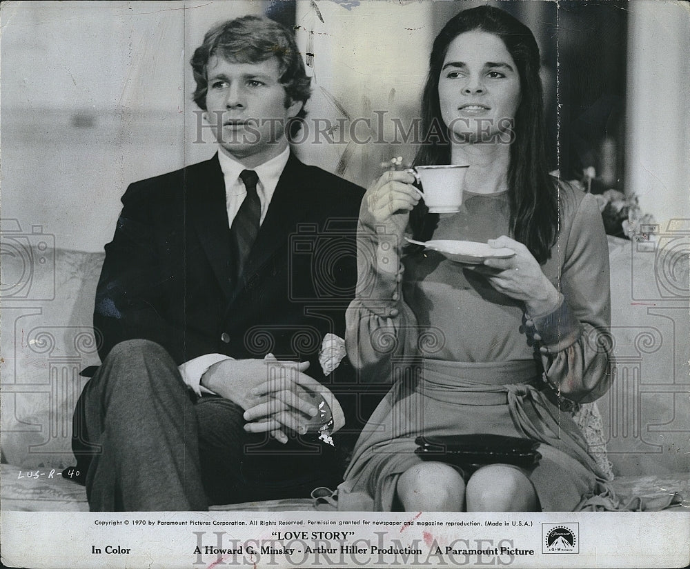 1970 Press Photo Ali MacGraw Actress Ryan O&#39;Neal Actor Love Story Movie Film- Historic Images