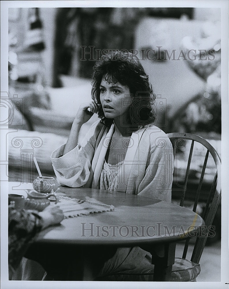 Press Photo Actress Mary Page Keller In Duet- Historic Images