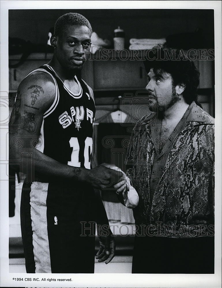 1994 Press Photo Dennis Rodman, Basketball, Actor Robert Pastorelli, Double Rush- Historic Images