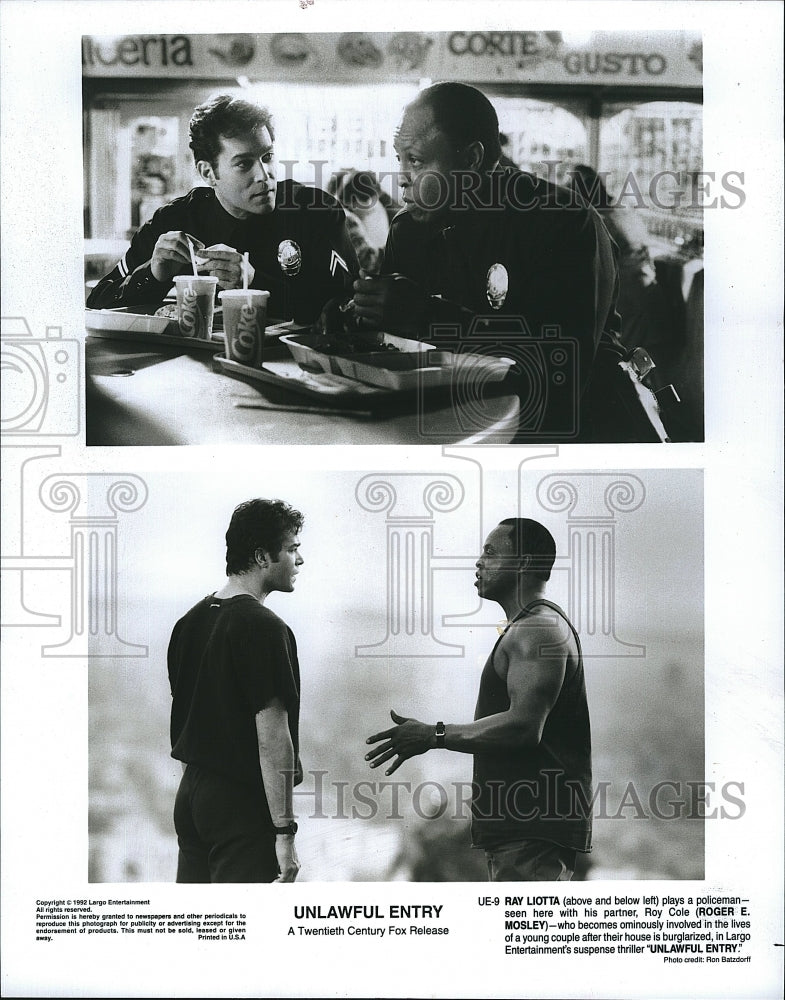 1992 Press Photo Ray Liotta, Roger E. Mosley &quot;Unlawful Entry&quot;- Historic Images