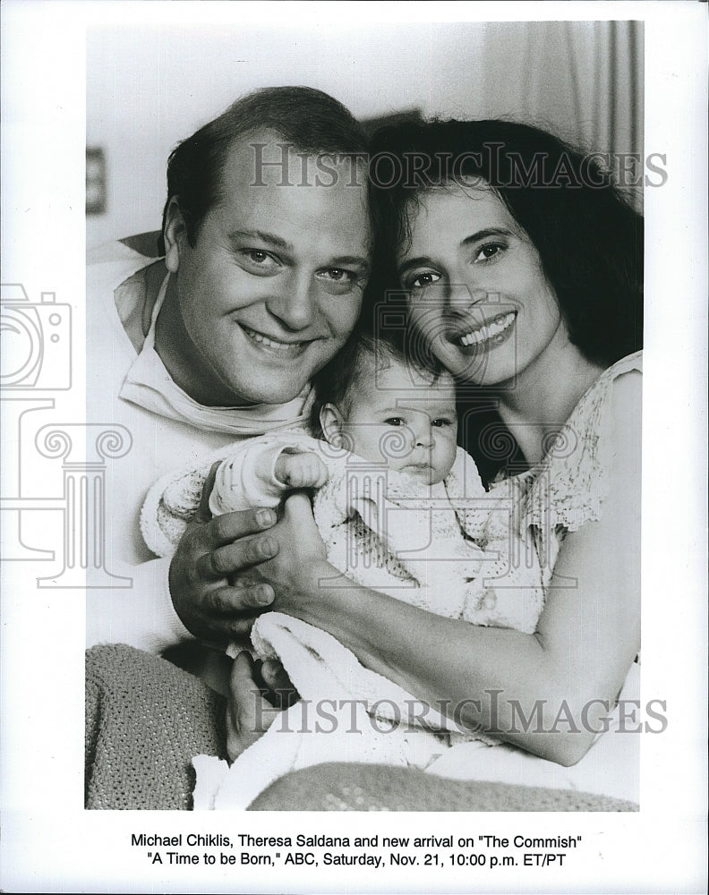 Press Photo Michael Chiklis and Theresa Saldana with baby in ABC &quot;The Commish&quot;- Historic Images