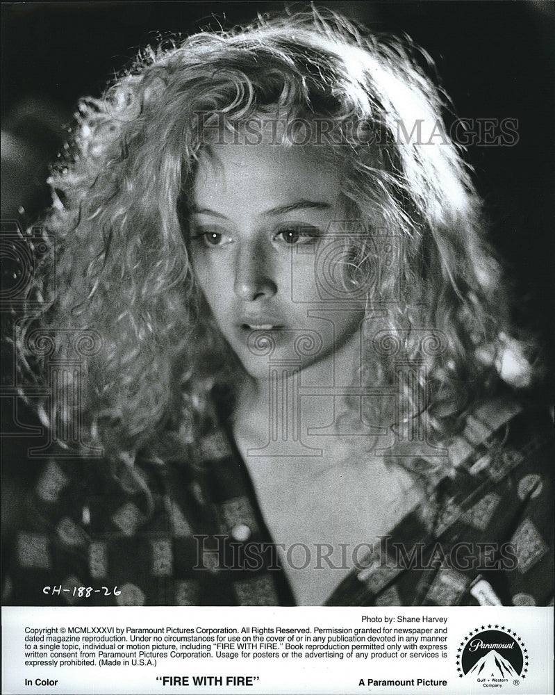 1986 Press Photo Virginia Madsen Stars In &quot;Fire With Fire&quot;- Historic Images