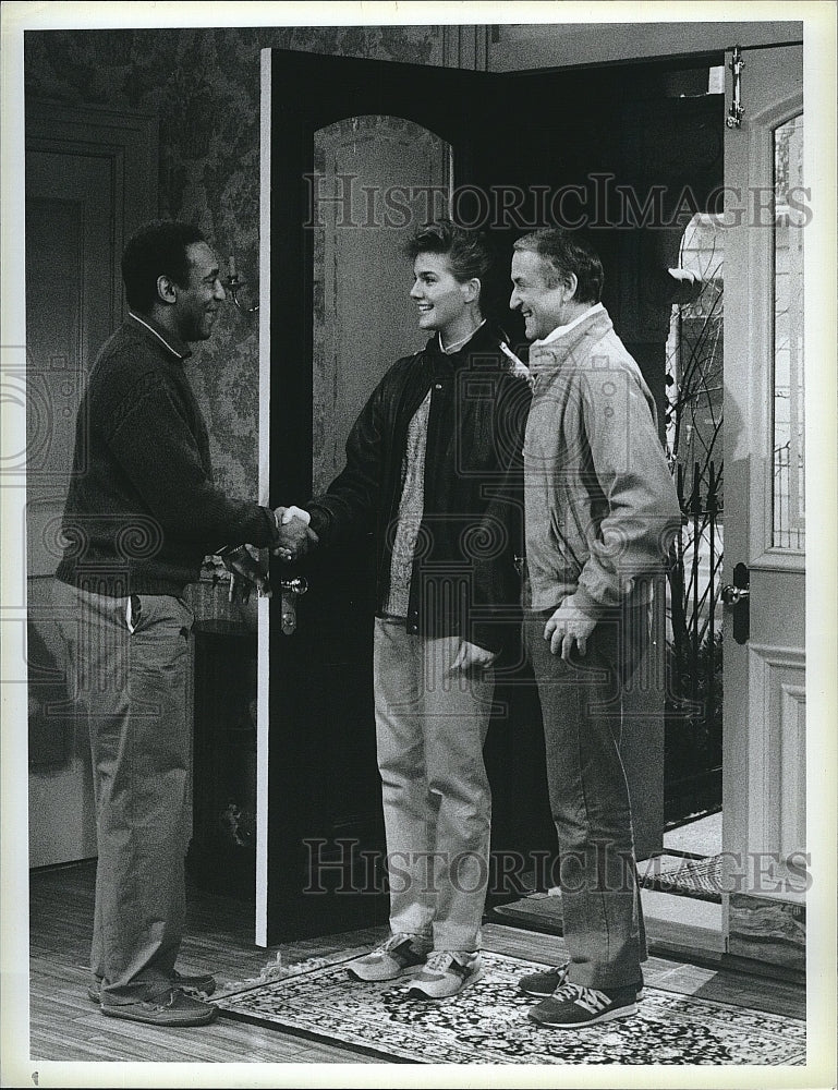 1985 Press Photo Actor Bill Cosby &amp; Cast of &quot;The Cosby Show&quot;- Historic Images