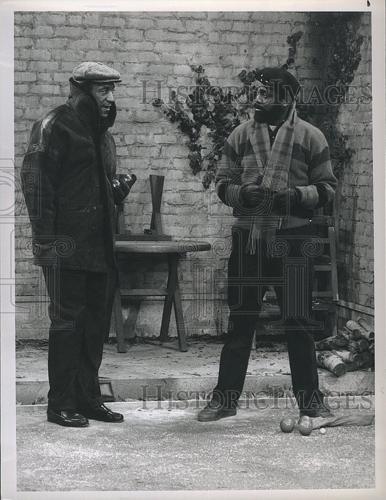 1988 Press Photo Actor Bill Cosby &amp; Cast of &quot;The Cosby Show&quot;- Historic Images