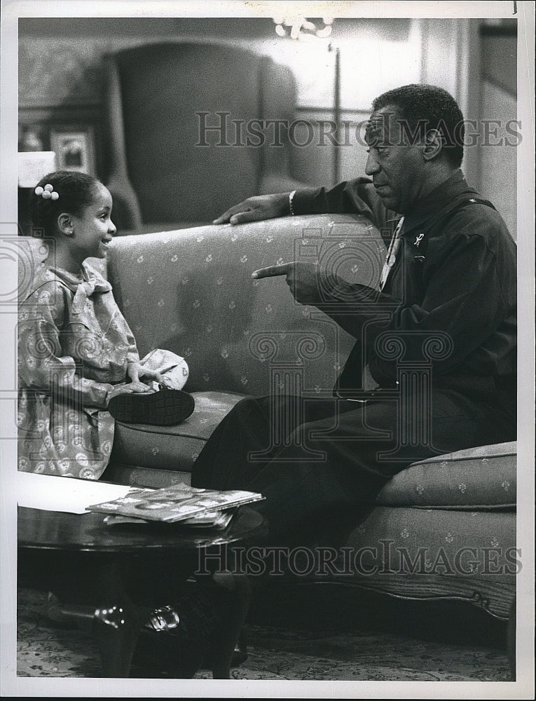 1991 Press Photo Bill Cosby and Raven-Symone in NBC TV&#39;s &quot;The Bill Cosby Show&quot;.- Historic Images